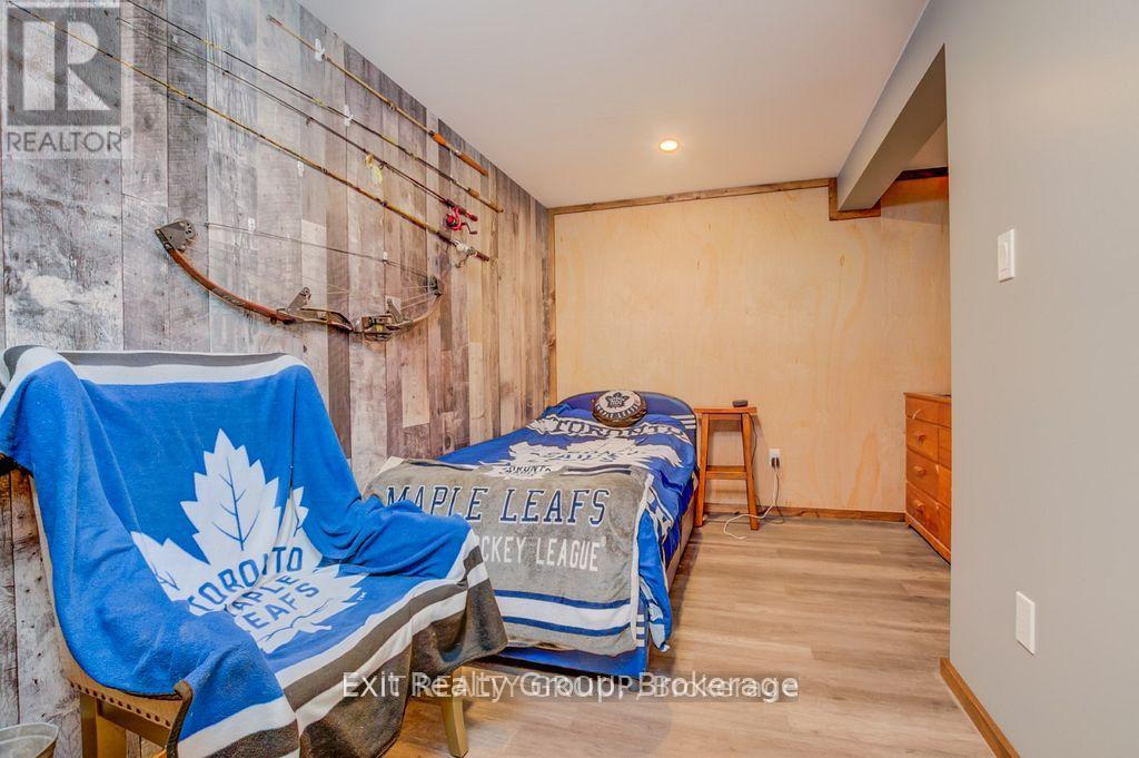 1058 WELLMAN ROAD - 20