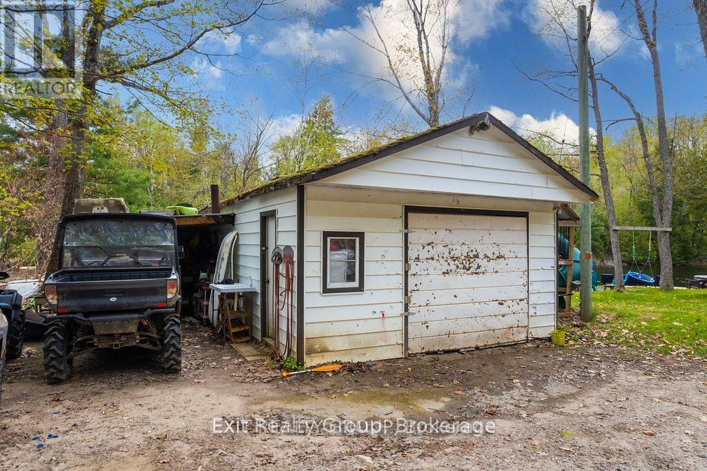 1058 WELLMAN ROAD - 33