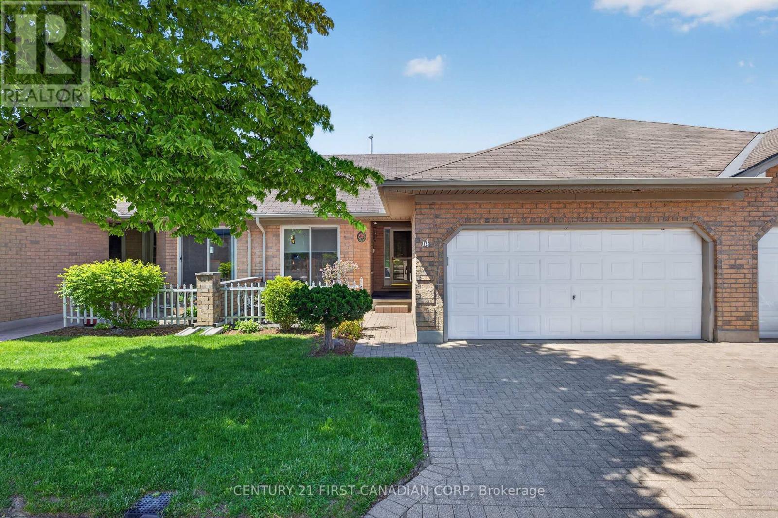#14 861 SHELBORNE STREET - 1
