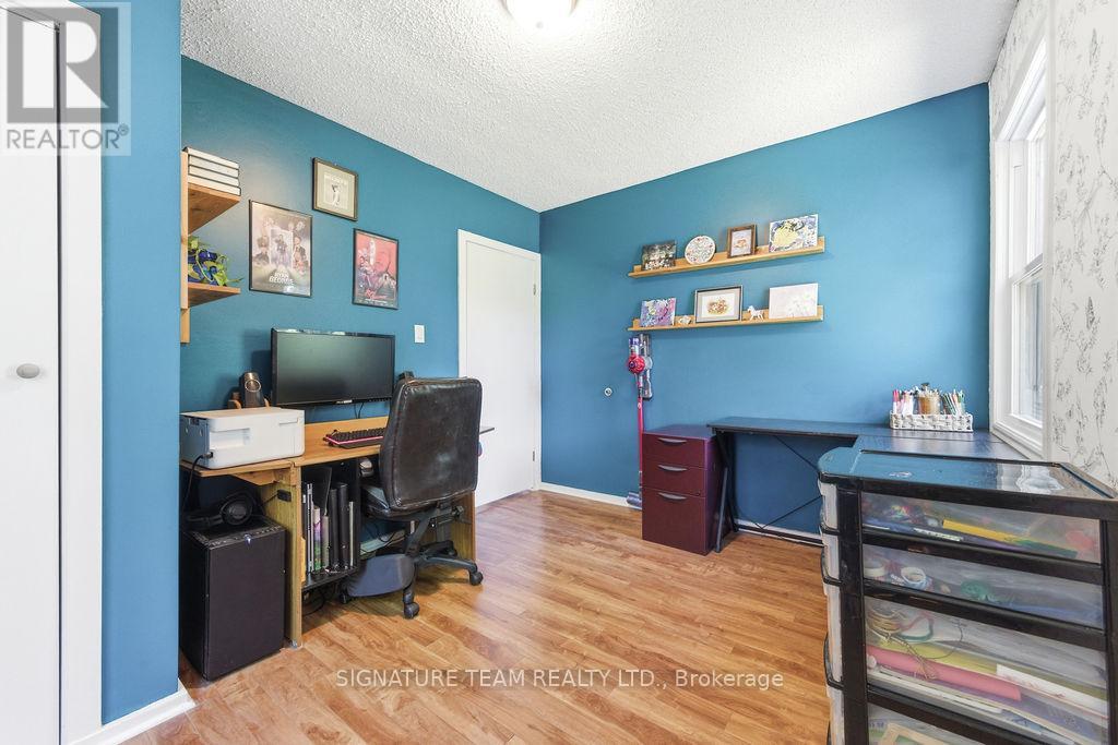 301 CHAMBERLAIN STREET - 32