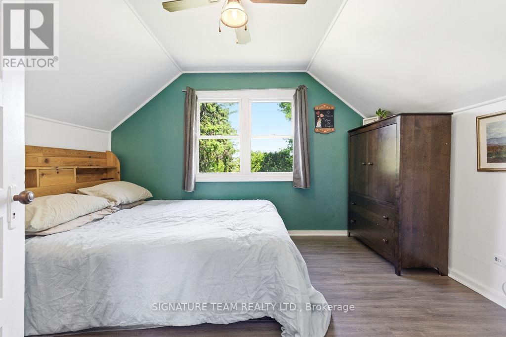 301 CHAMBERLAIN STREET - 37