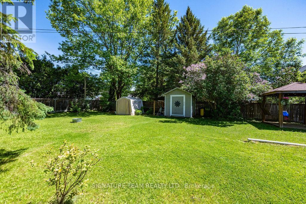 301 CHAMBERLAIN STREET - 9