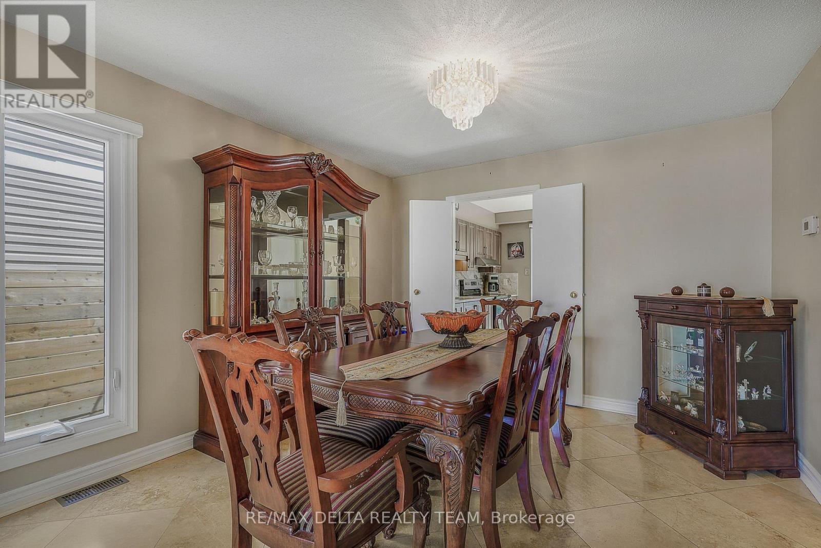 890 BIDEFORD STREET - 10