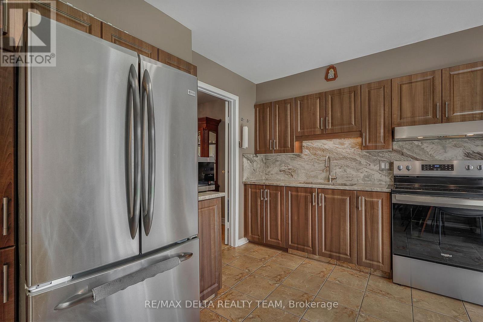 890 BIDEFORD STREET - 13