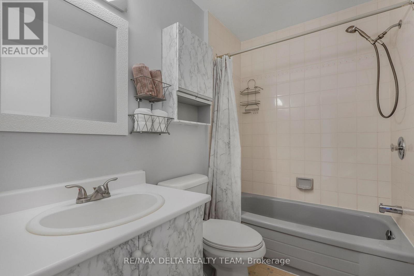 890 BIDEFORD STREET - 23