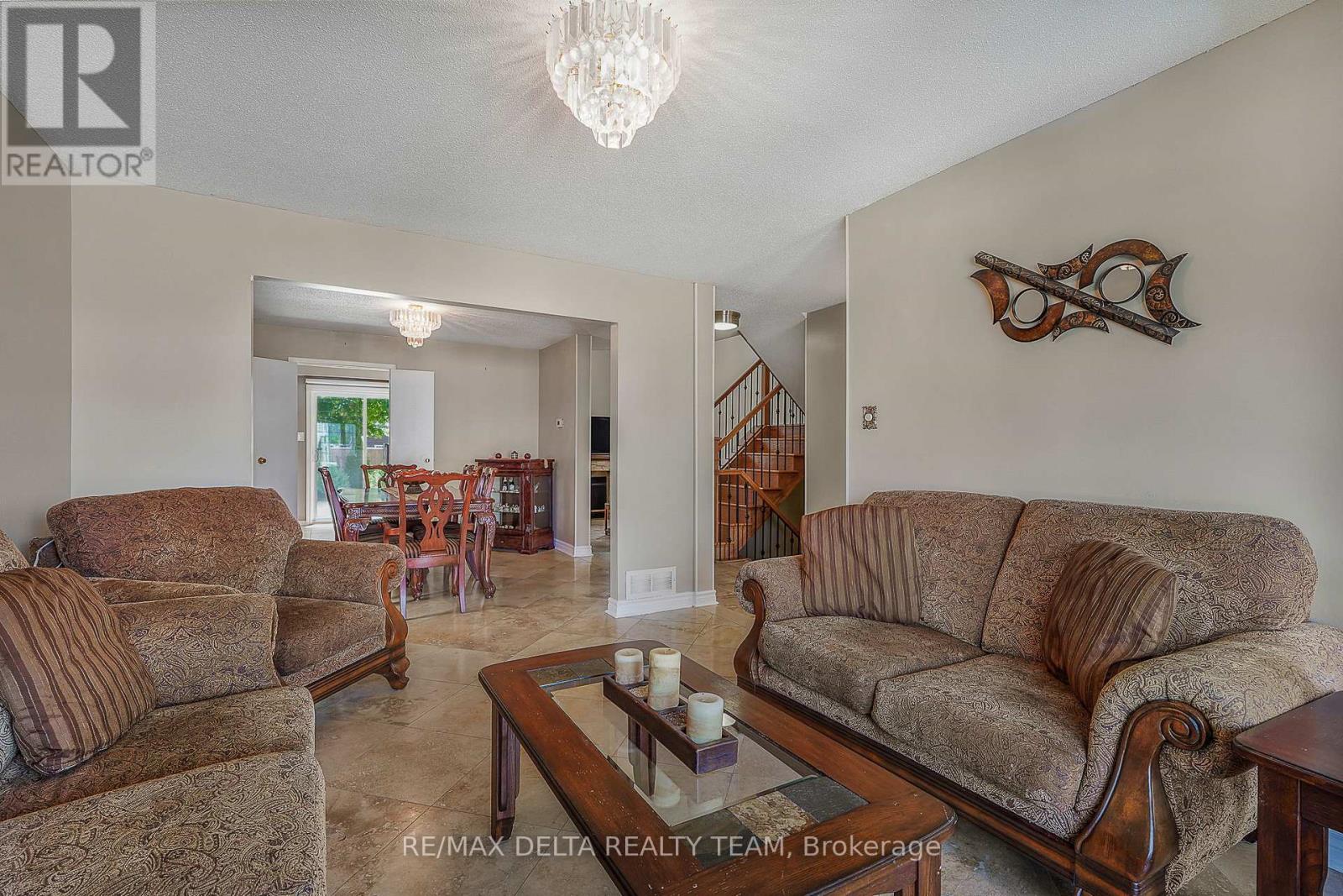 890 BIDEFORD STREET - 7