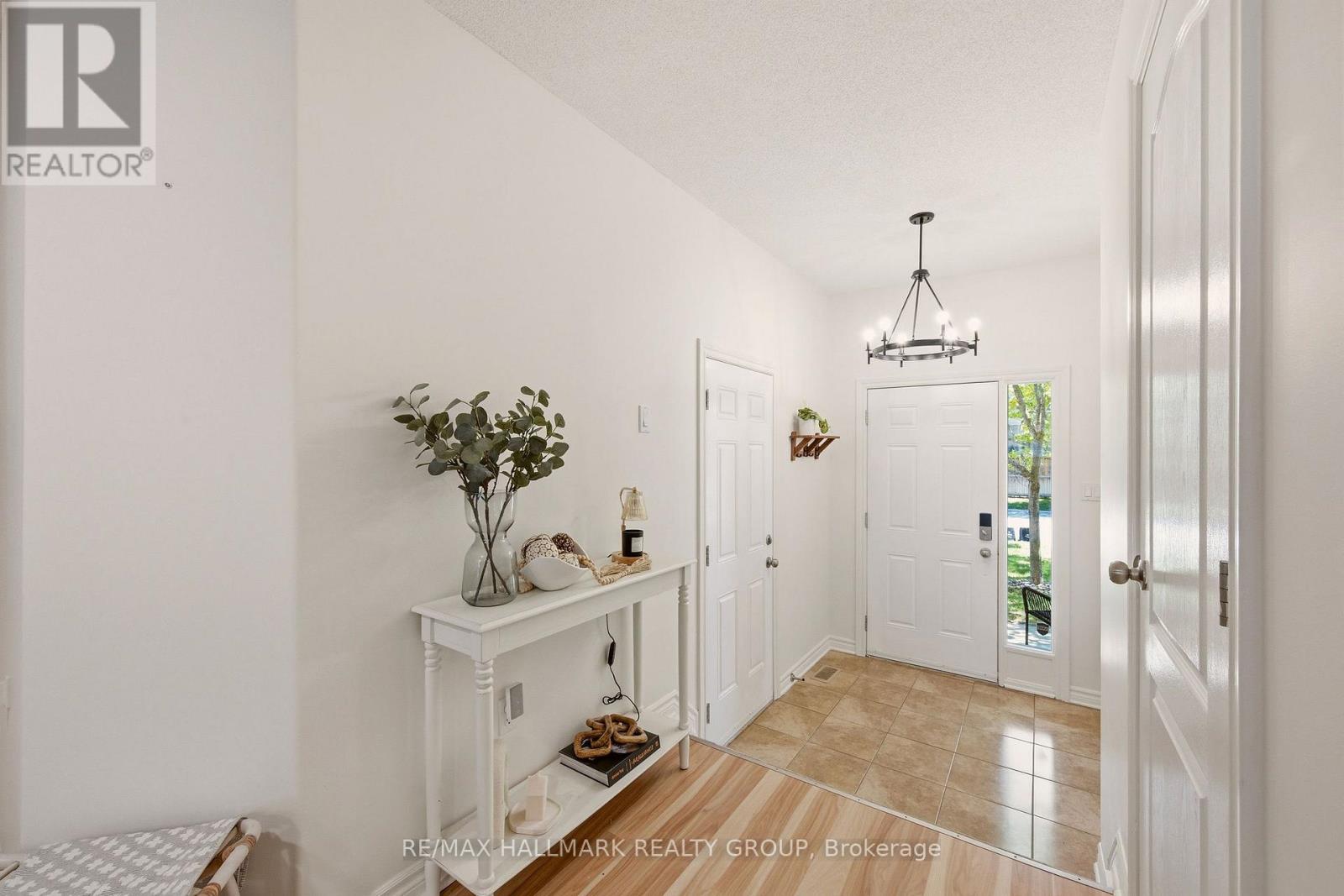 154 TALLTREE CRESCENT - 3