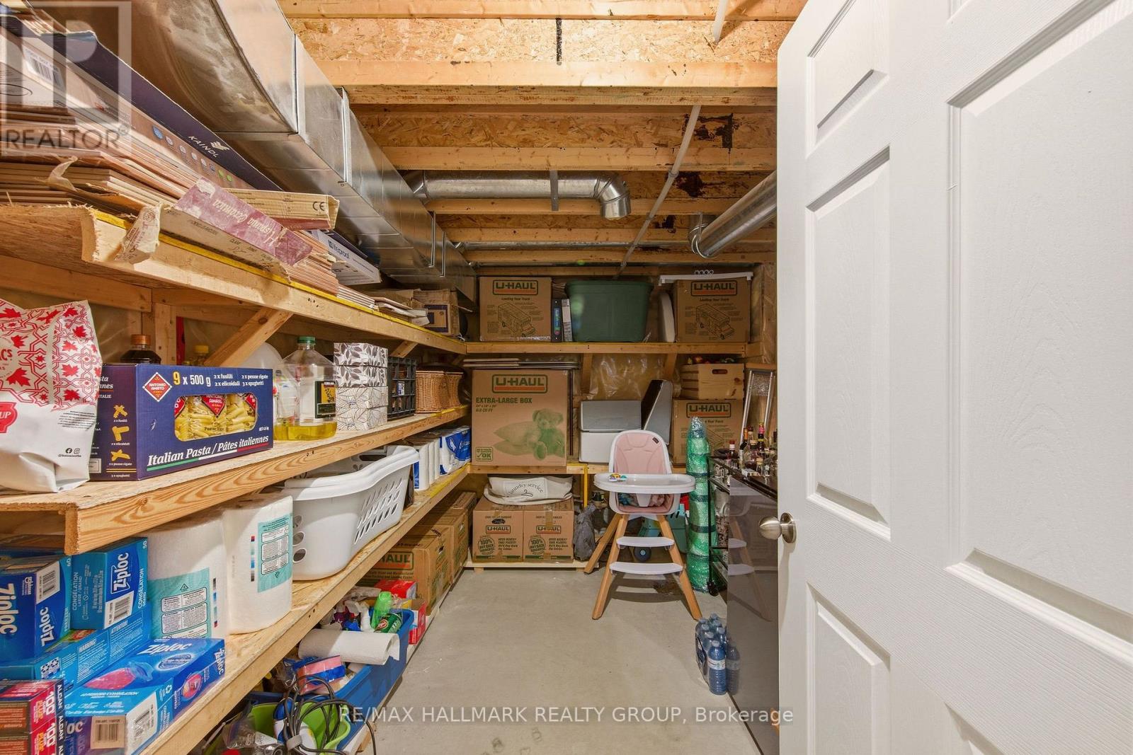 154 TALLTREE CRESCENT - 40