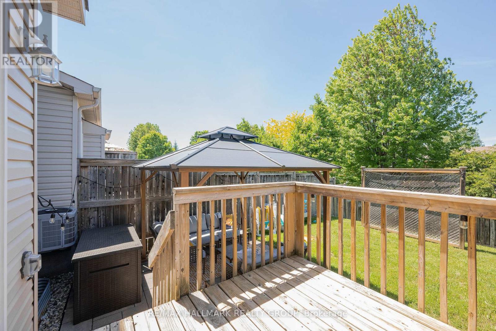 154 TALLTREE CRESCENT - 41