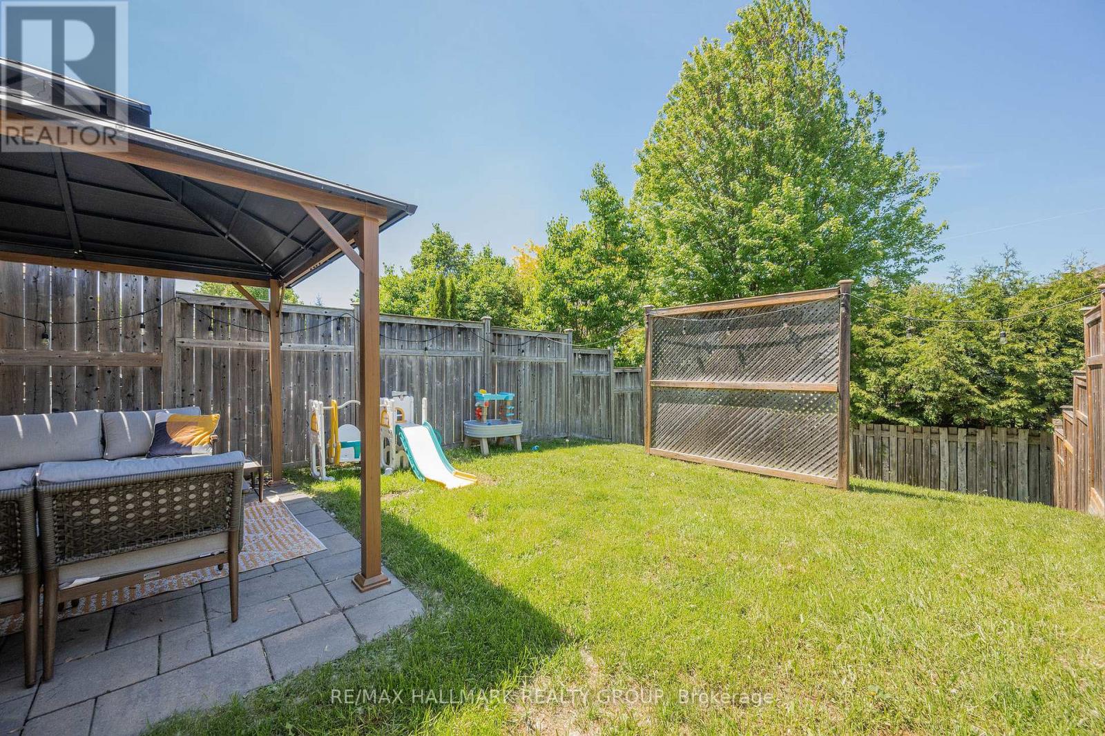 154 TALLTREE CRESCENT - 44