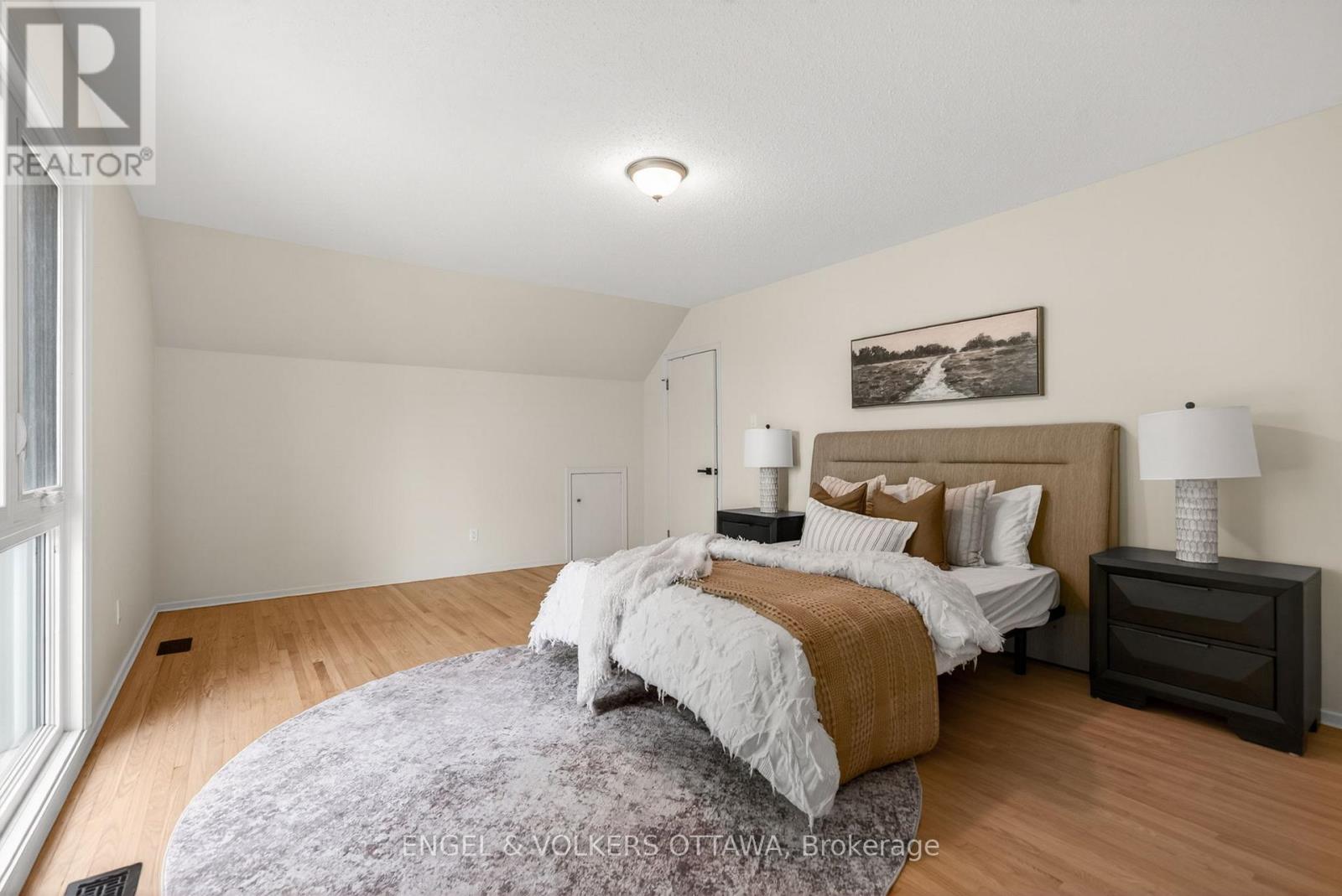 1862 SHAREL DRIVE - 15