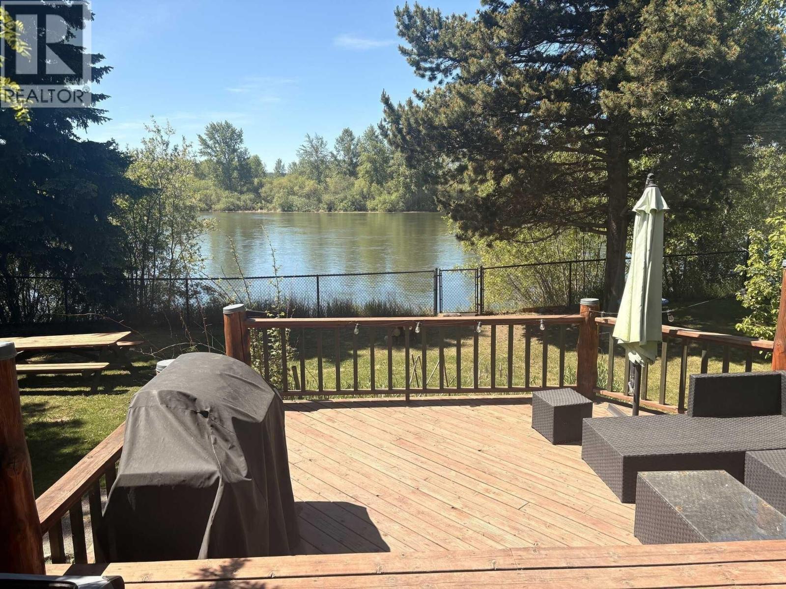 330 REID DRIVE - 7
