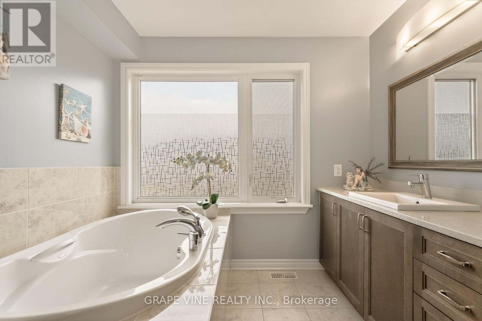 383 MEMORIAL GROVE - 22
