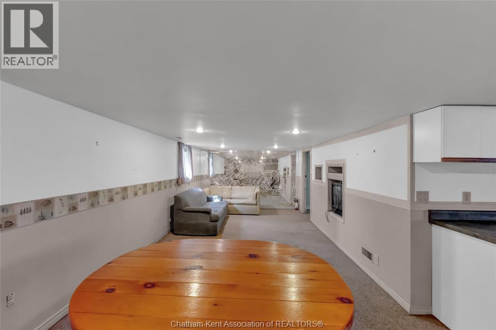 448 Queen STREET - 46