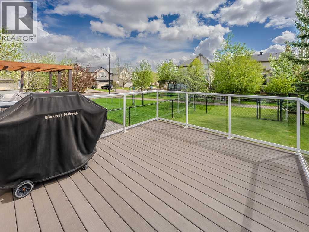 143 Cougarstone Square SW - 13