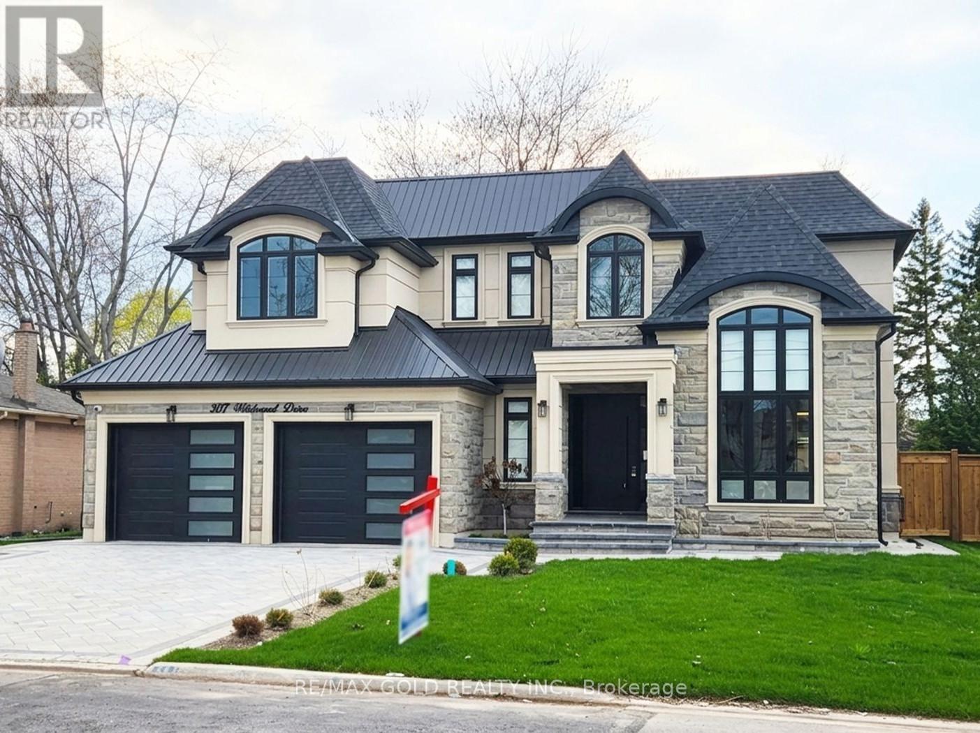 507 WILDWOOD DRIVE - Image 2