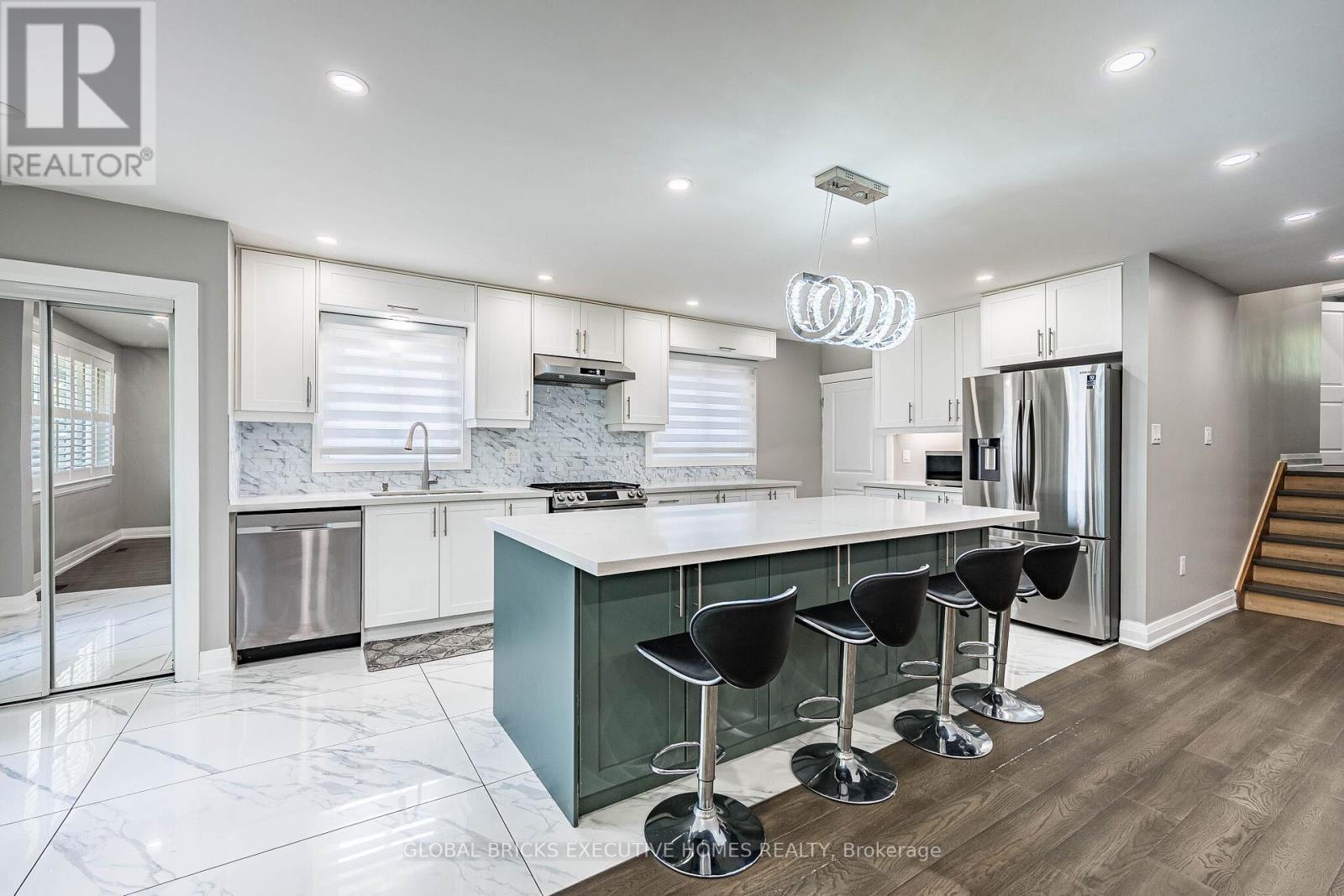 1274 REDBANK CRESCENT - 11