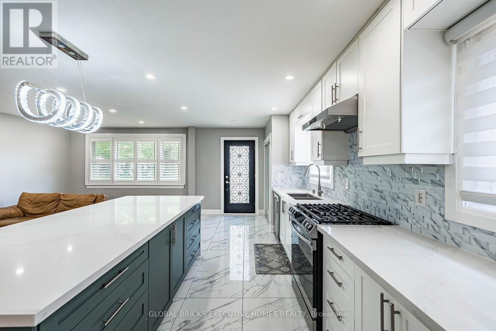 1274 REDBANK CRESCENT - 13