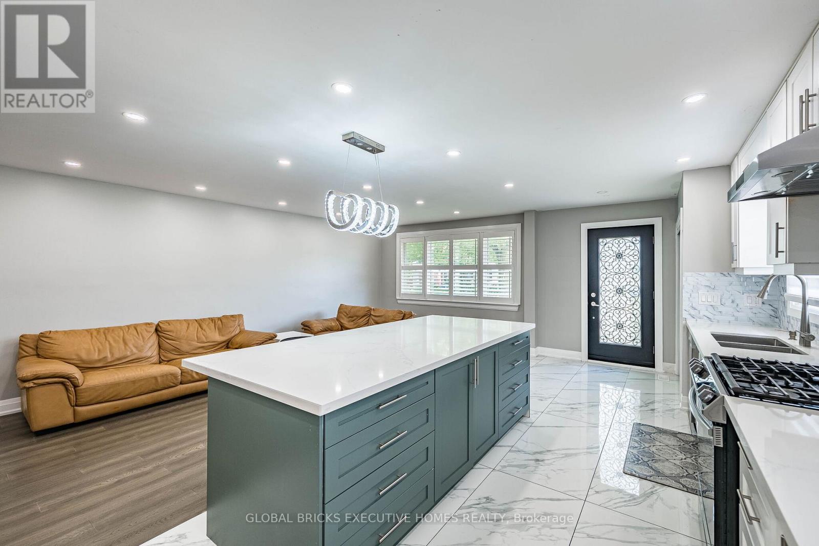 1274 REDBANK CRESCENT - 49