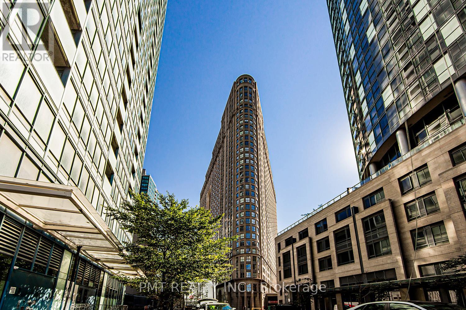 Listing photo of 2611 - 25 THE ESPLANADE