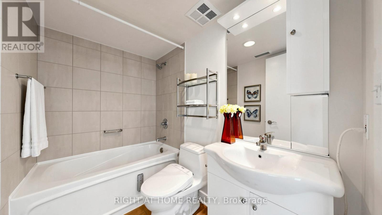 #2308 18 HARRISON GARDEN BOULEVARD - 21