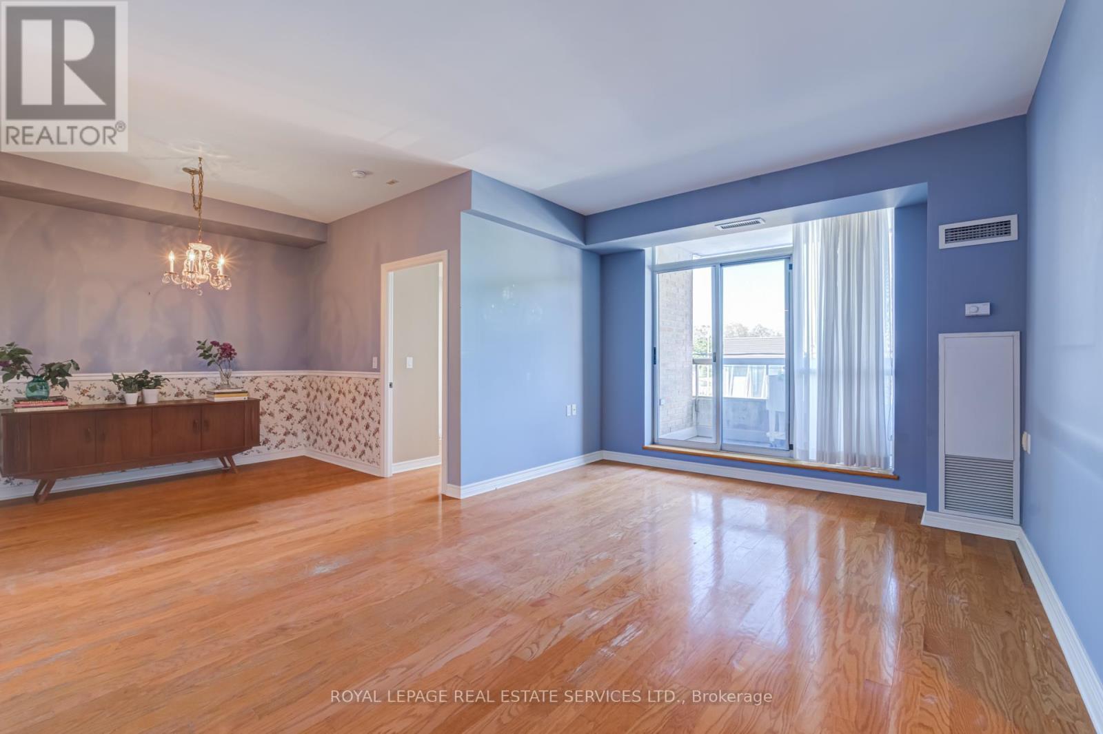 #202 1750 BAYVIEW AVENUE - 17