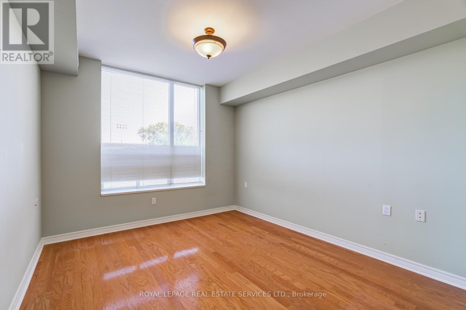 #202 1750 BAYVIEW AVENUE - 26