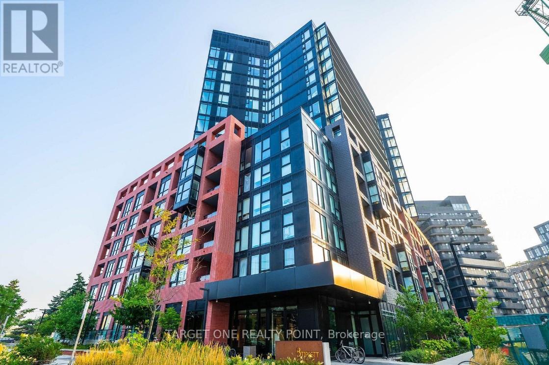 Listing photo of 1006 - 8 TIPPETT ROAD