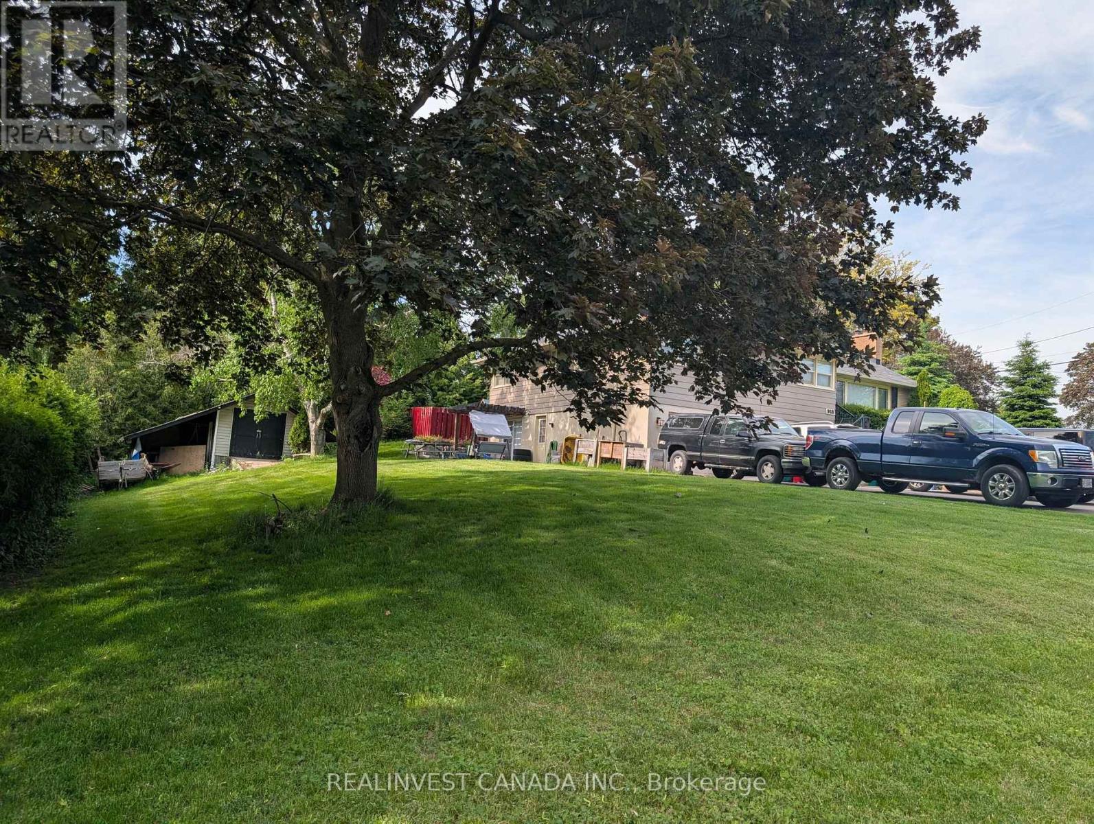 918 PINECREST ROAD - Image 2