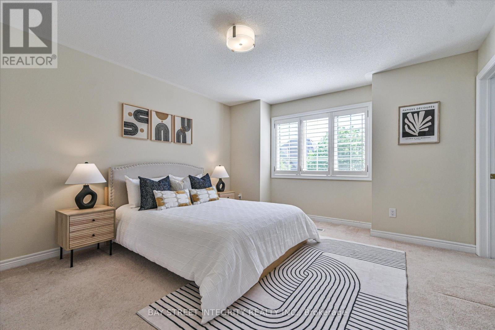 49 GLENGORDON CRESCENT - 34