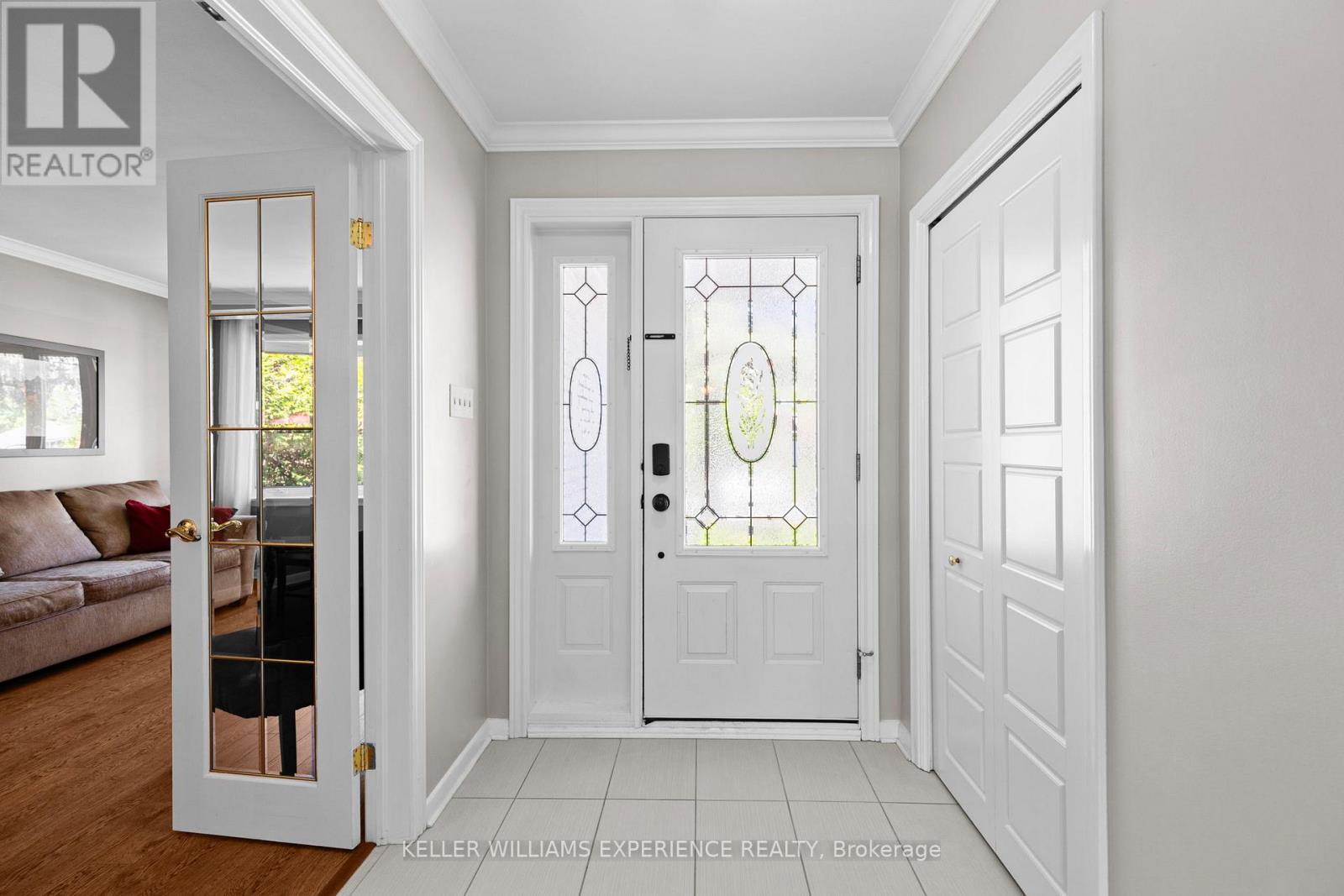 27 OTTAWAY AVENUE - 4