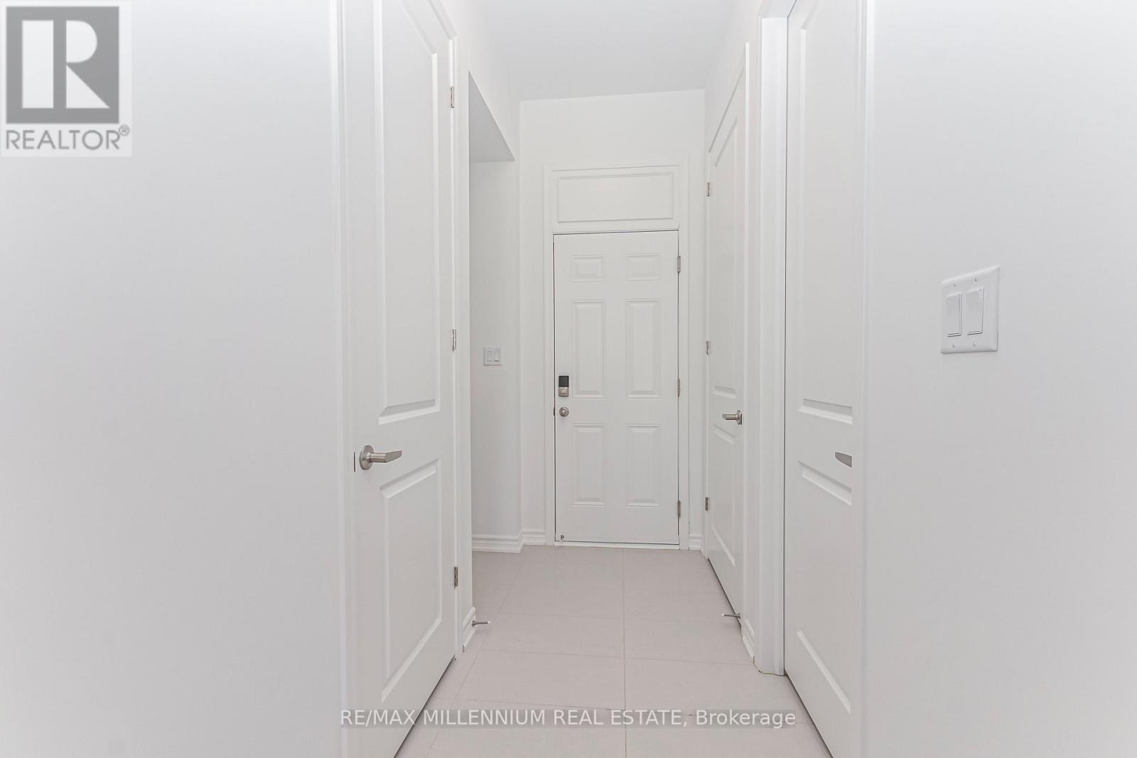 54 GRETZKY AVENUE - 18