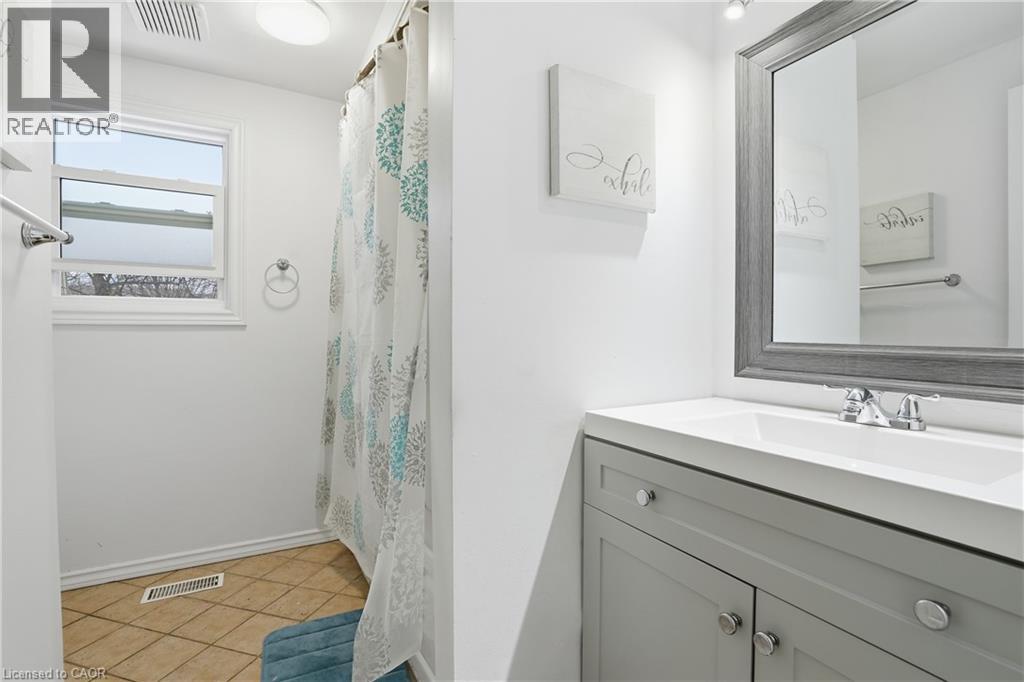 #6 1460 GARTH Street - 19