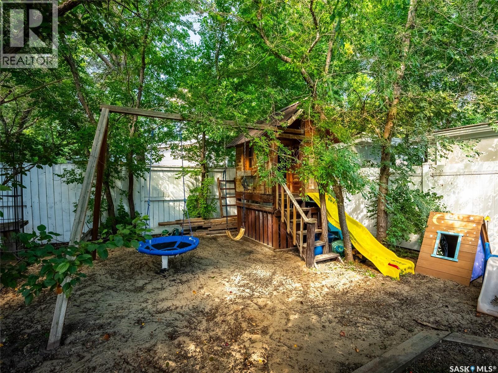 22 Calder CRESCENT - 36