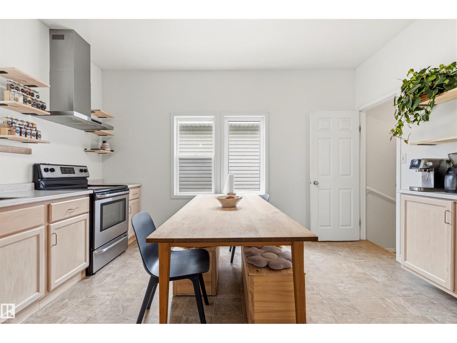 12775 119 ST NW - 10