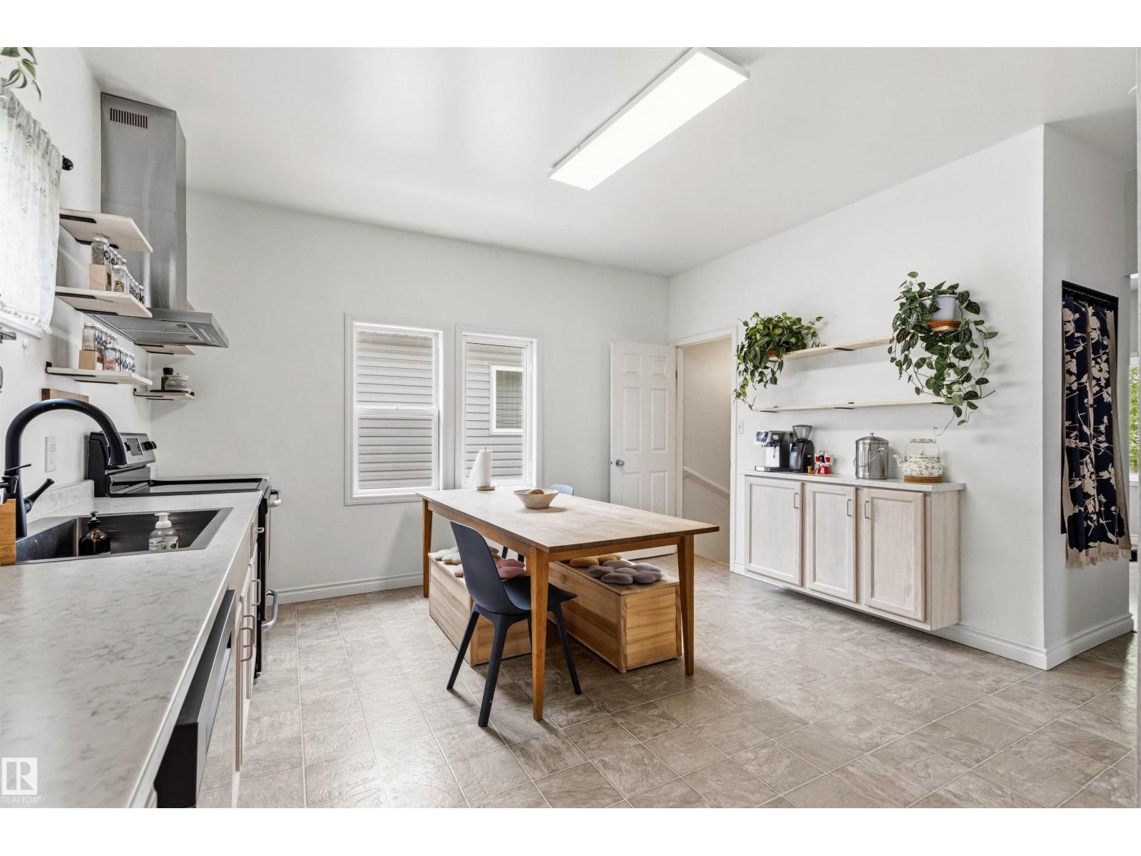 12775 119 ST NW - 12