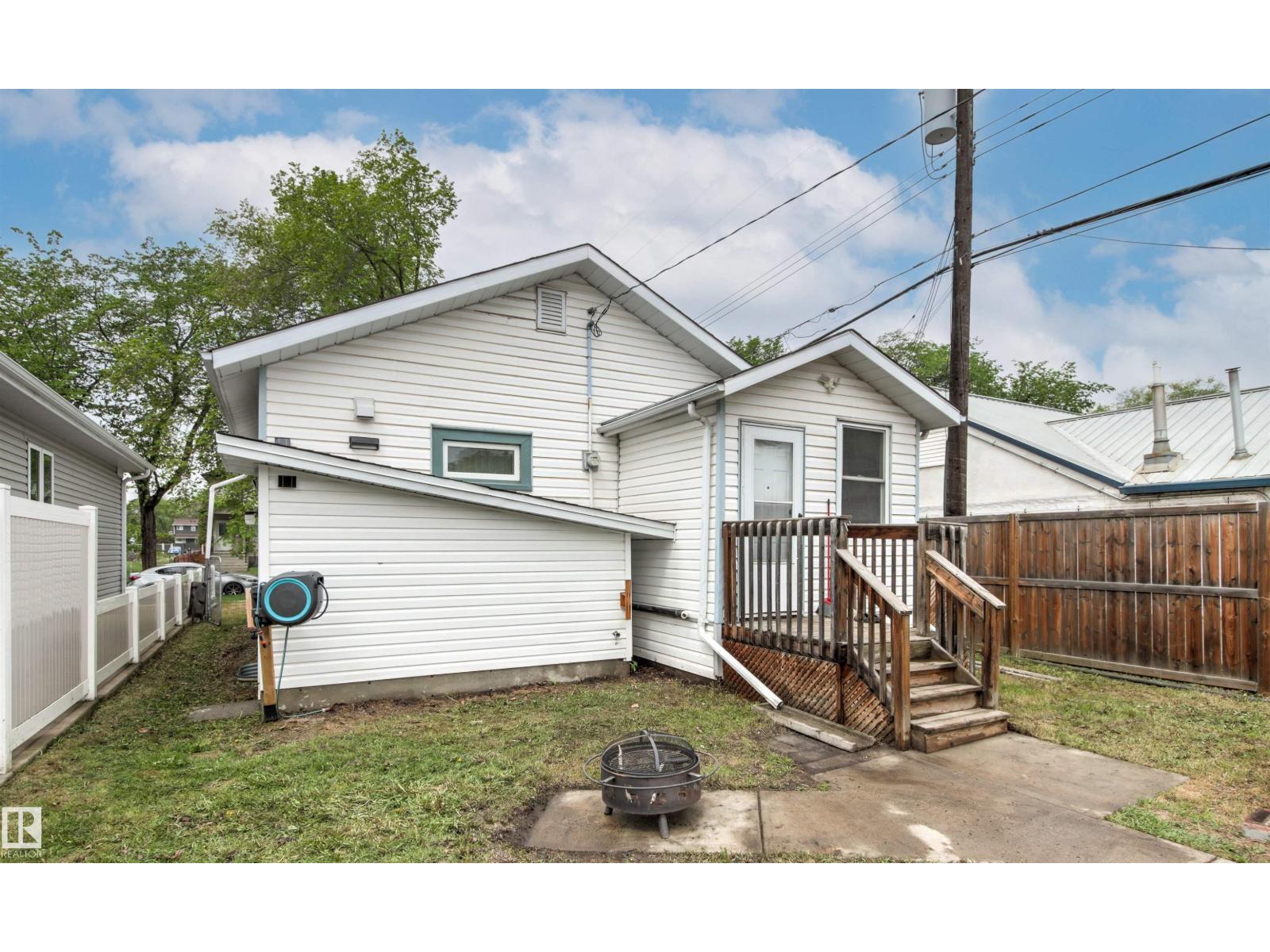 12775 119 ST NW - 34