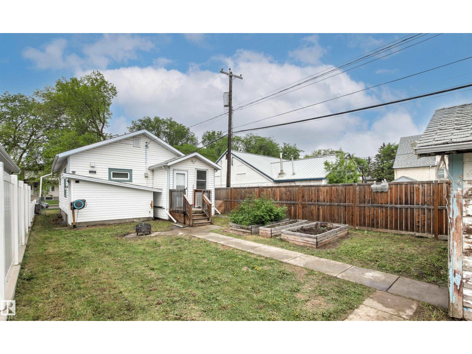 12775 119 ST NW - 37