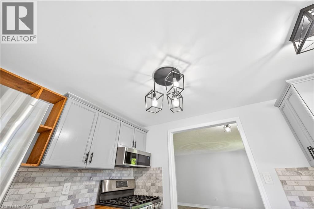 143 FAIRVIEW Avenue E - 12
