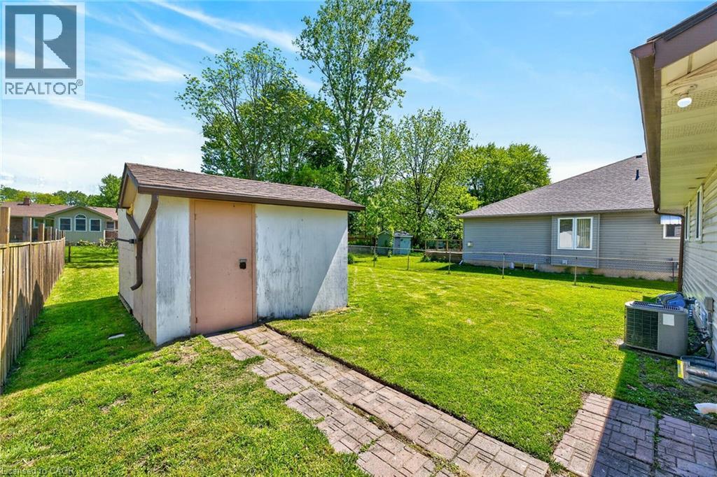 143 FAIRVIEW Avenue E - 38