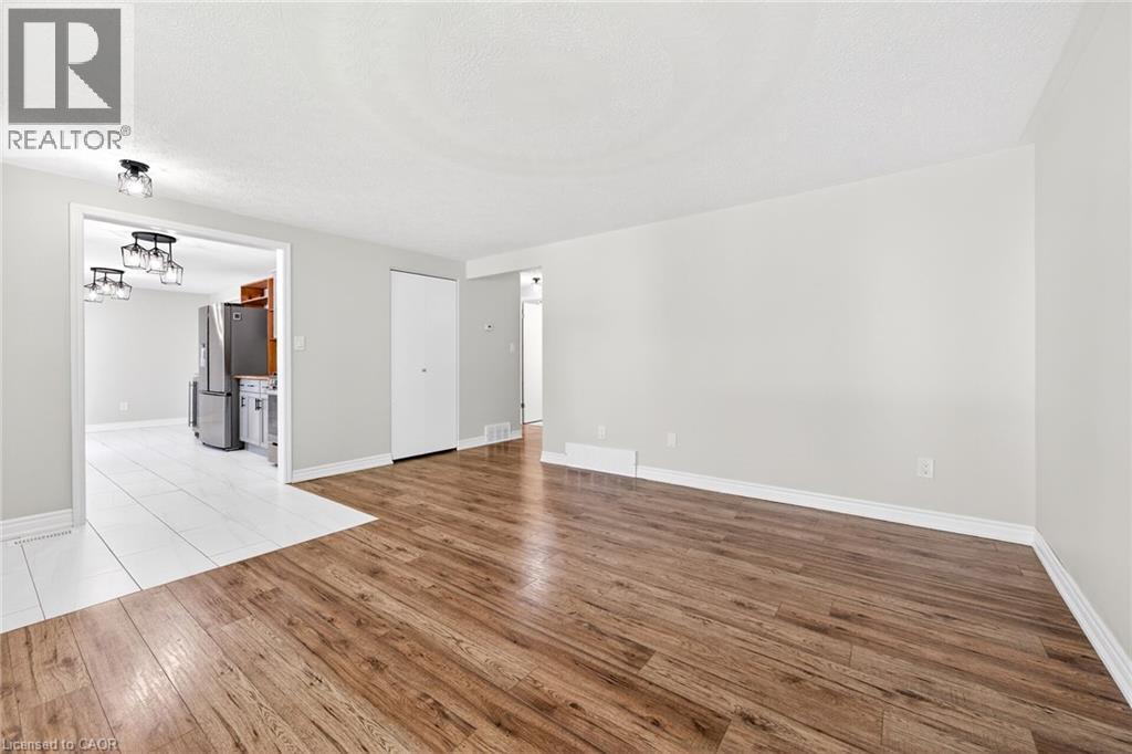 143 FAIRVIEW Avenue E - 4