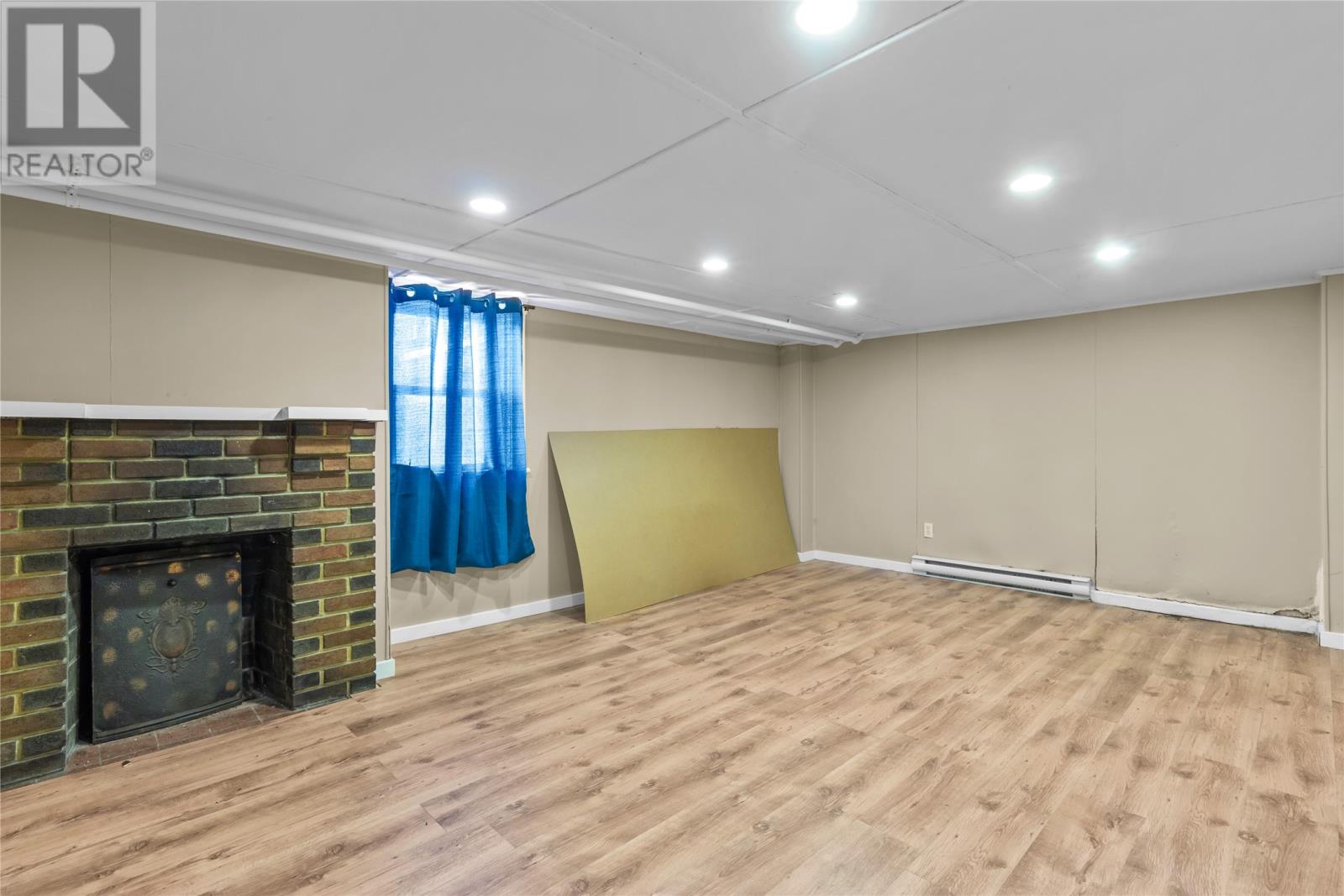 8 Glenridge Crescent - 20