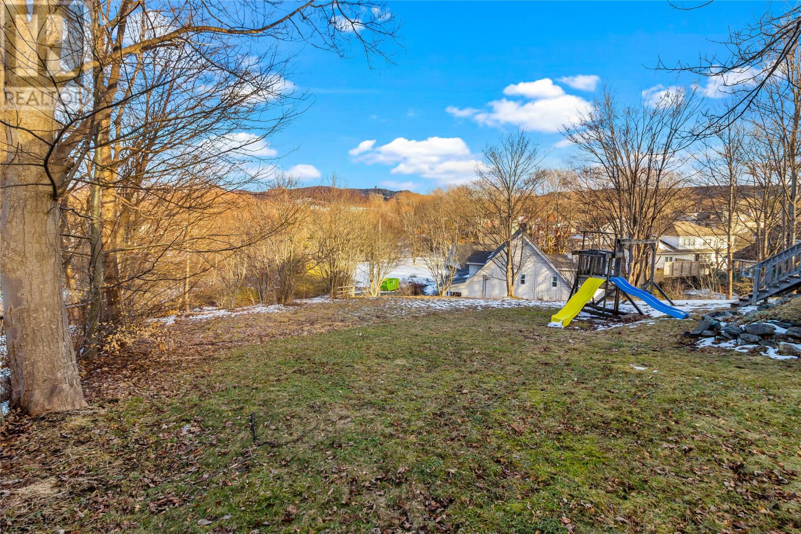 8 Glenridge Crescent - 23