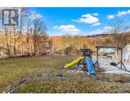 8 Glenridge Crescent thumbnail 22