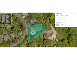 8 Glenridge Crescent thumbnail 26