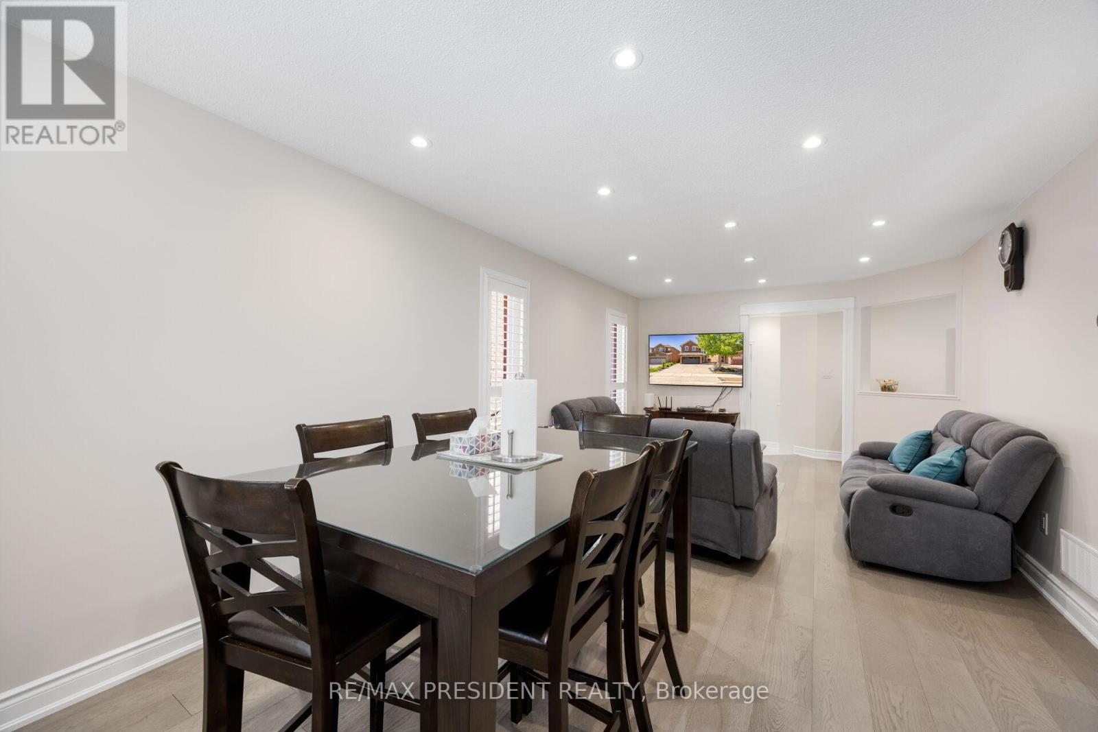 64 ORCHID DRIVE - 11