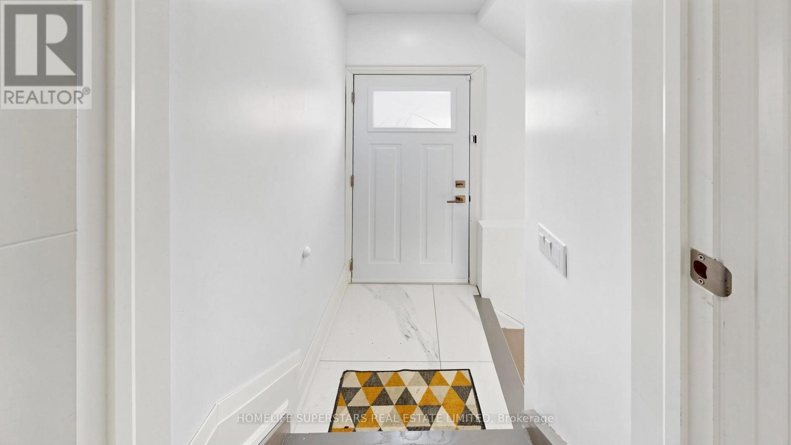 34 MERCER DRIVE - 38