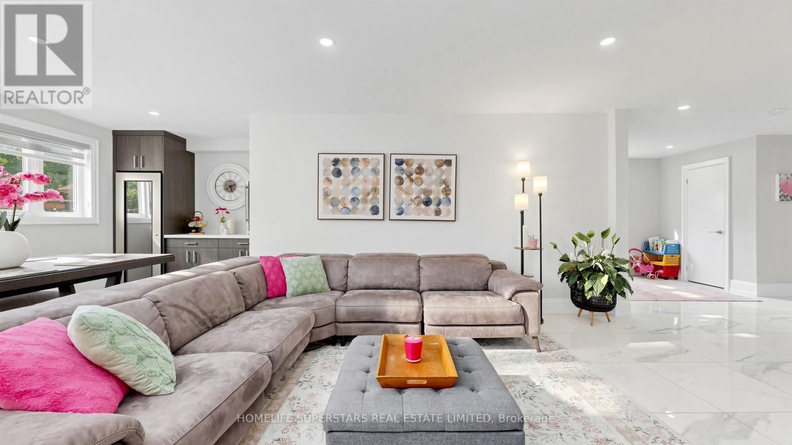 34 MERCER DRIVE - 5
