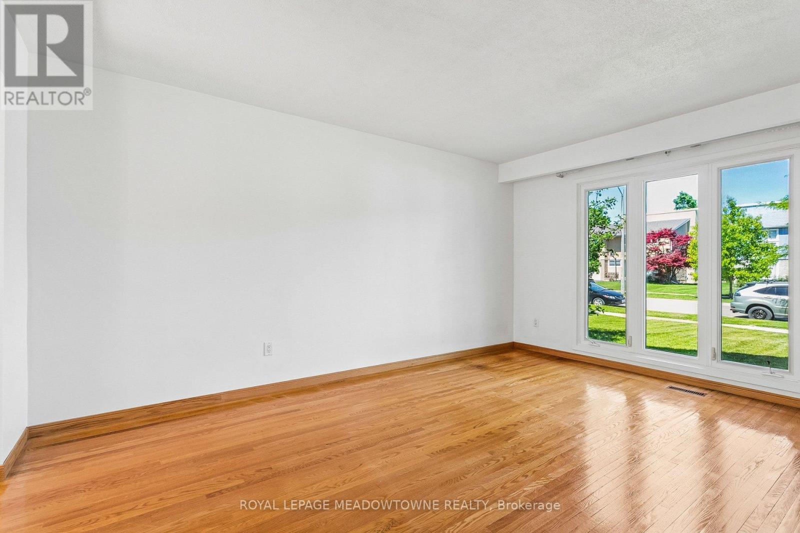34 PLAINSMAN ROAD - 9