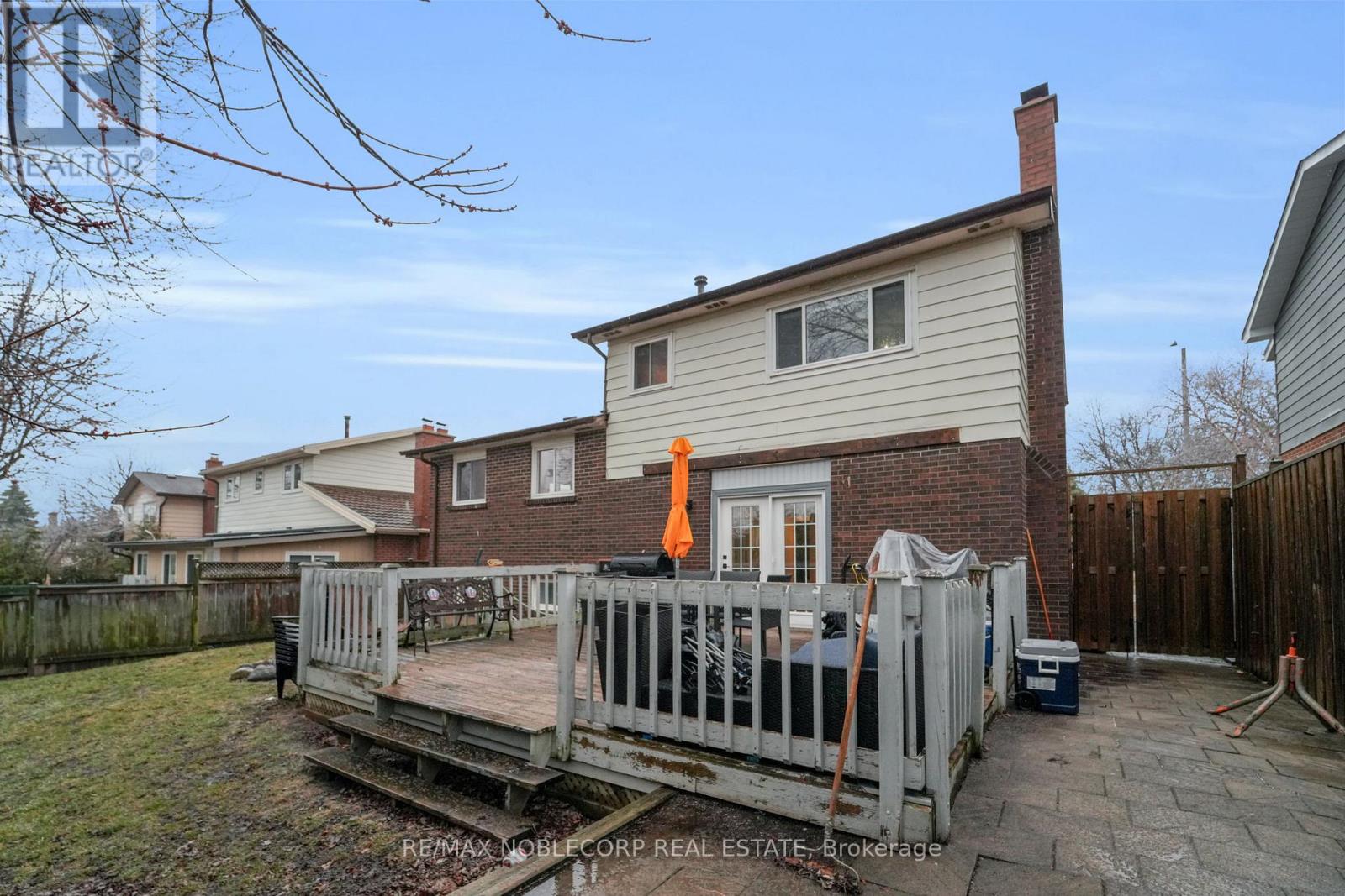 115 ELGIN DRIVE - 30